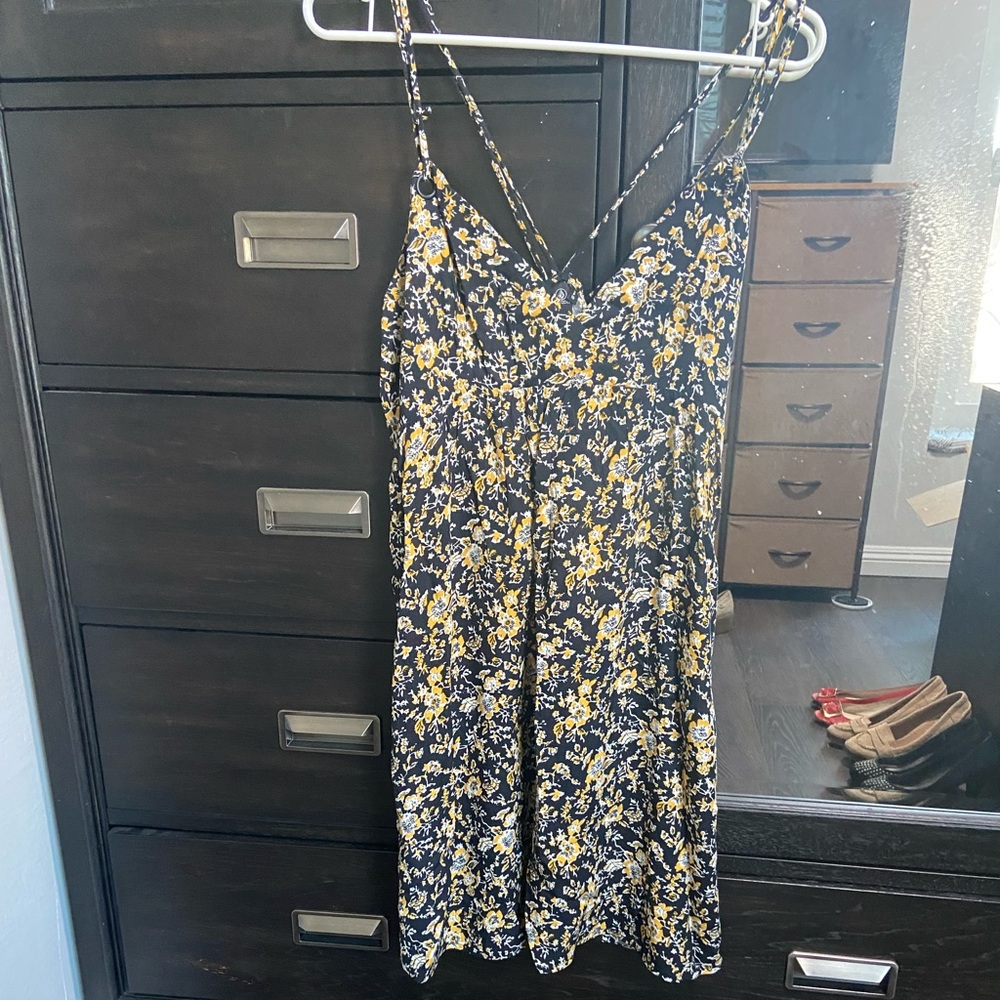 Volcom summer dress size small